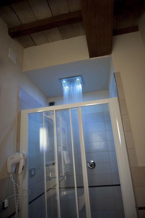 Agriturismo Ca' Montioni Guest House Mercatello sul Metauro Bagian luar foto