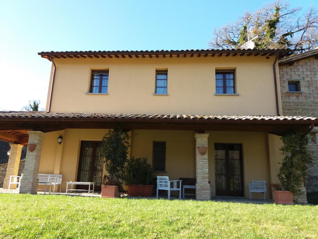 Agriturismo Ca' Montioni Guest House Mercatello sul Metauro Bagian luar foto